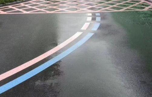 道路標(biāo)線(xiàn)施工